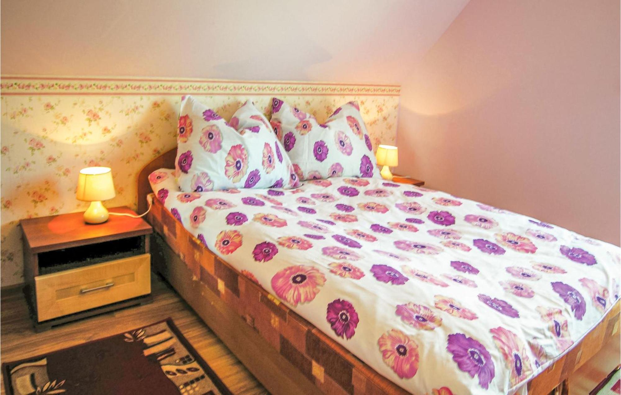 Gorgeous Home In Nowe Warpno With House Sea View المظهر الخارجي الصورة