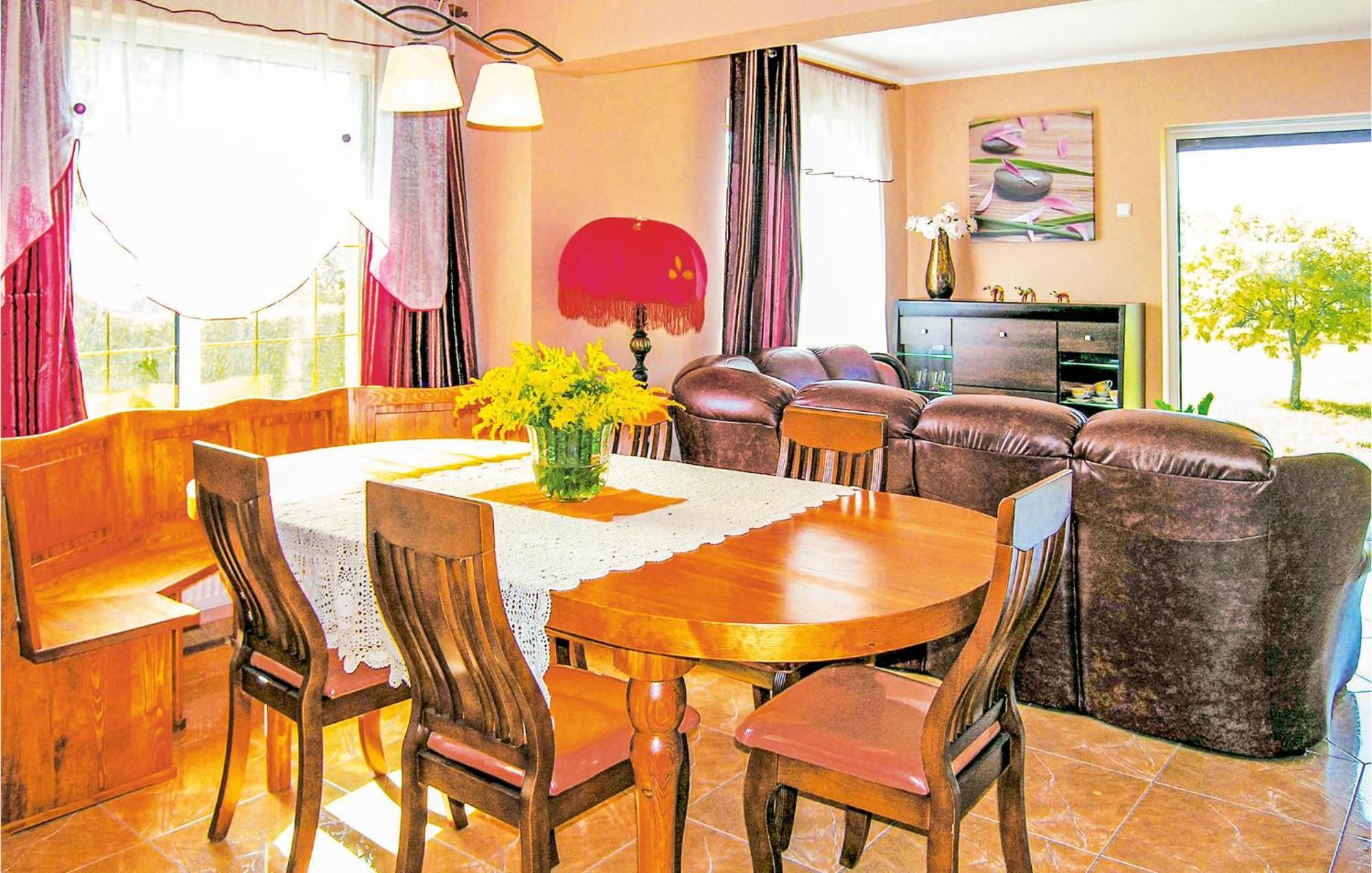 Gorgeous Home In Nowe Warpno With House Sea View المظهر الخارجي الصورة